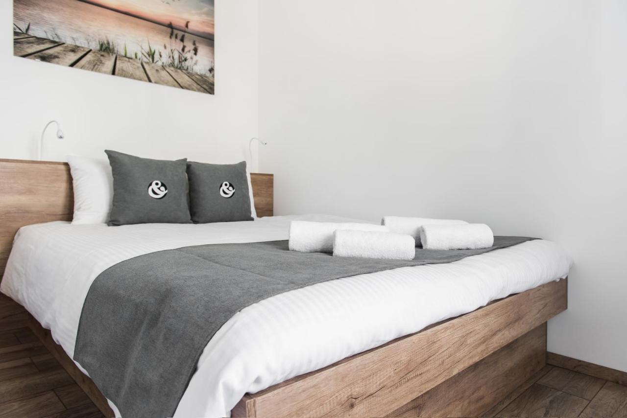 Central Apartments By Bed&Bath Краков Экстерьер фото