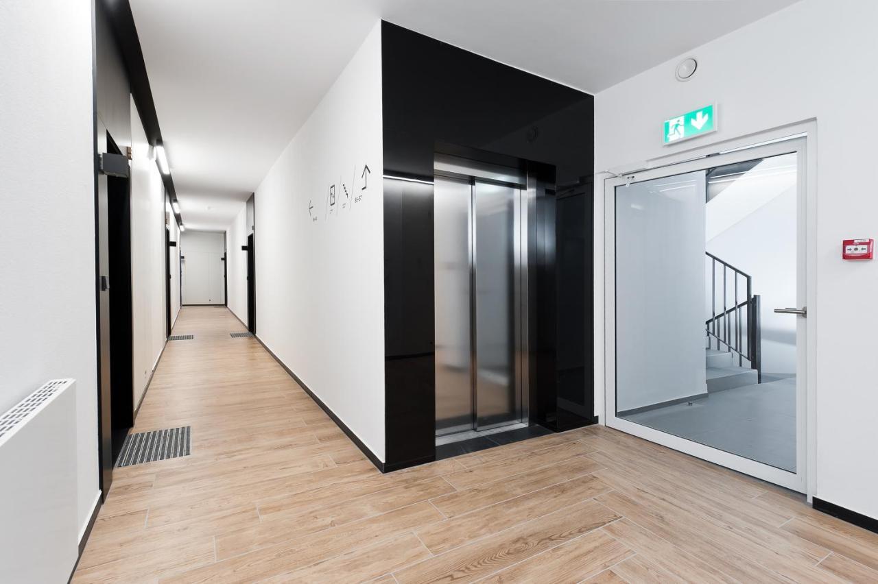 Central Apartments By Bed&Bath Краков Экстерьер фото