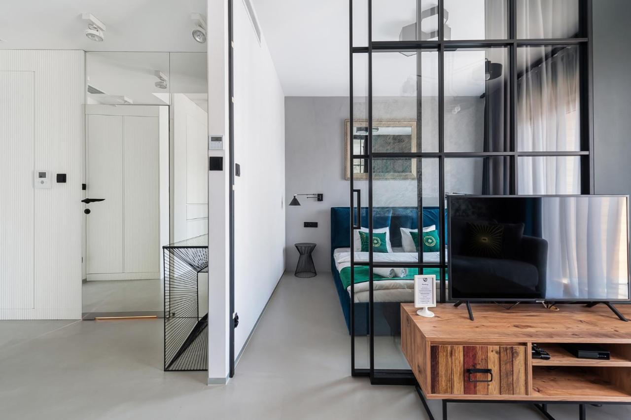 Central Apartments By Bed&Bath Краков Экстерьер фото